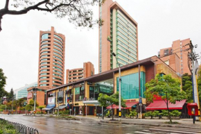 Гостиница Hotel Holiday Inn Express & Suites Medellin, an IHG Hotel  Медельин